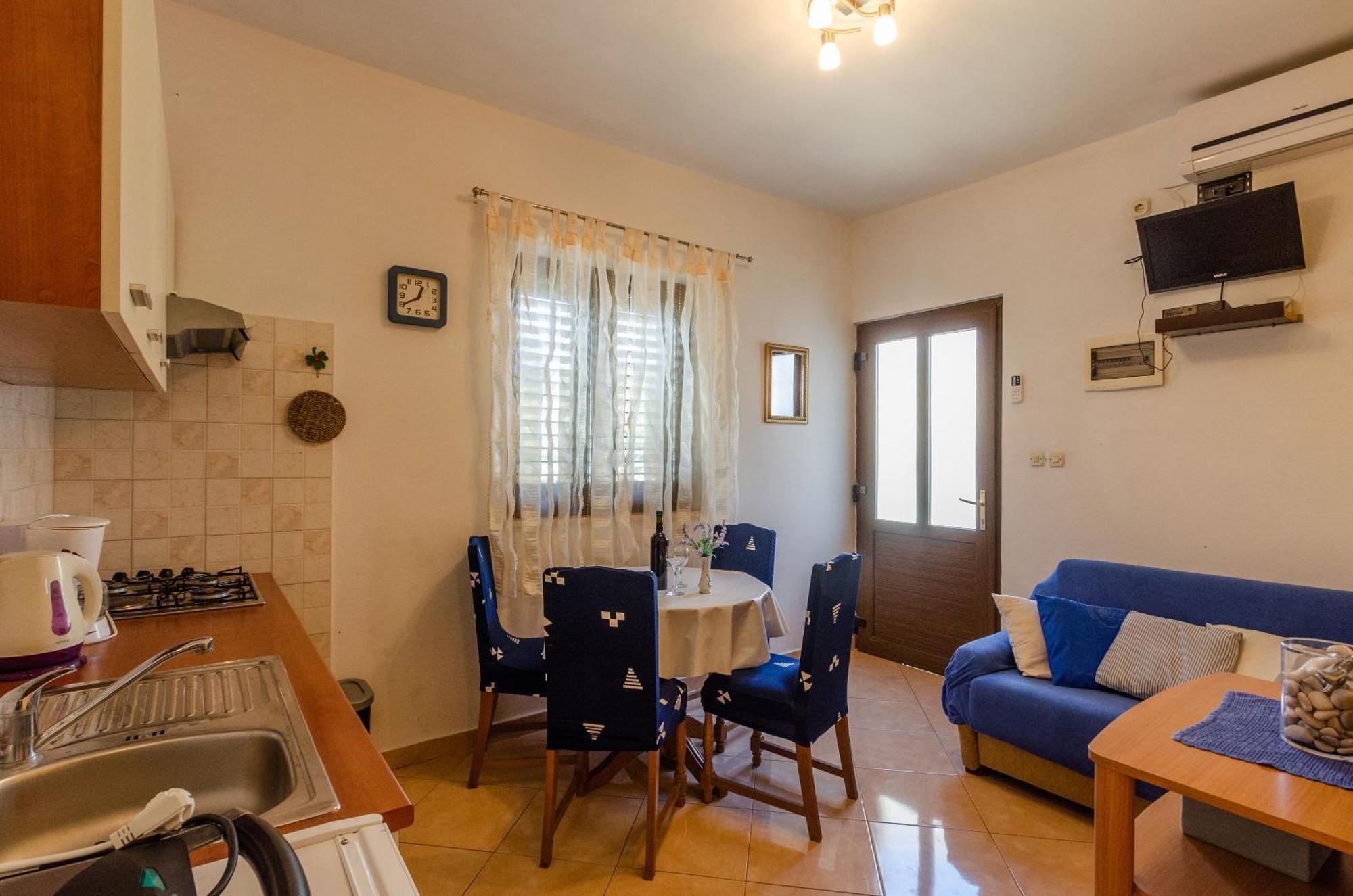 Apartmani Juraj Zavalatica Rom bilde